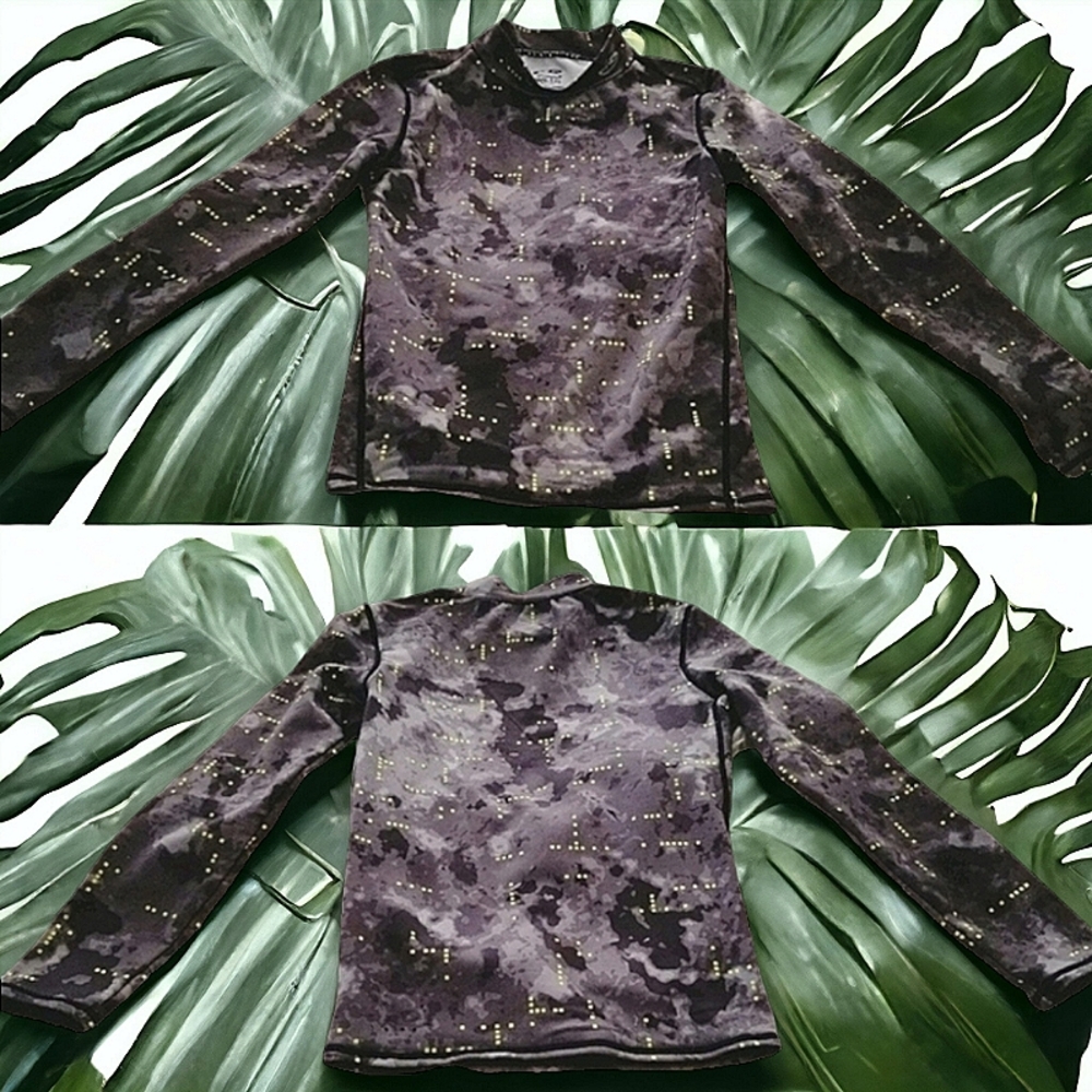 Champion thermal long sleeved camo shirt sz Med
